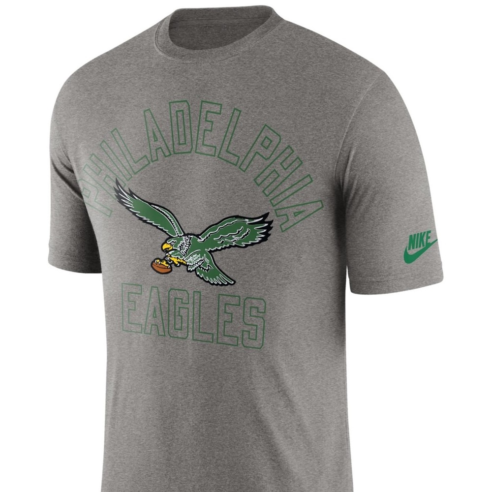 Retro Philadelphia Eagles Logo T-Shirt Tee